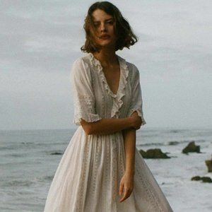 ISO - DOEN Ellora Dress Salt (DO NOT BUY)